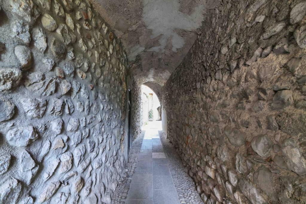 Borgo Di Terzo Bifocale In Centro Storico Check In 24H Fast Wi-Fi Bus 500M Lejlighed Eksteriør billede