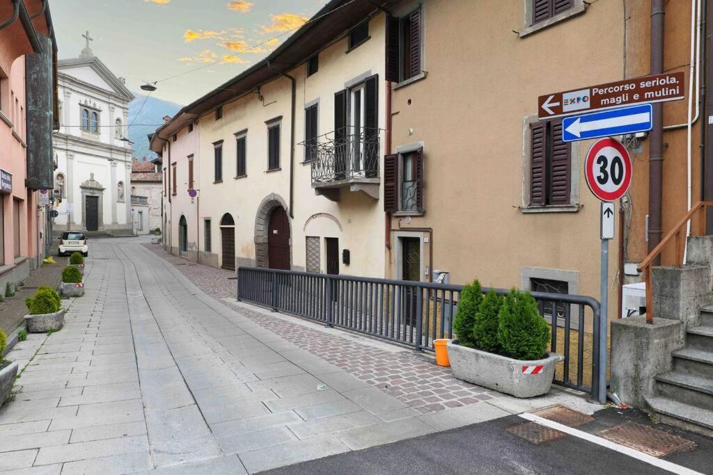 Borgo Di Terzo Bifocale In Centro Storico Check In 24H Fast Wi-Fi Bus 500M Lejlighed Eksteriør billede